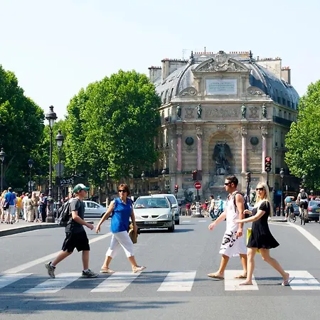 New Modern Saint Germain Latin Quarter פריז