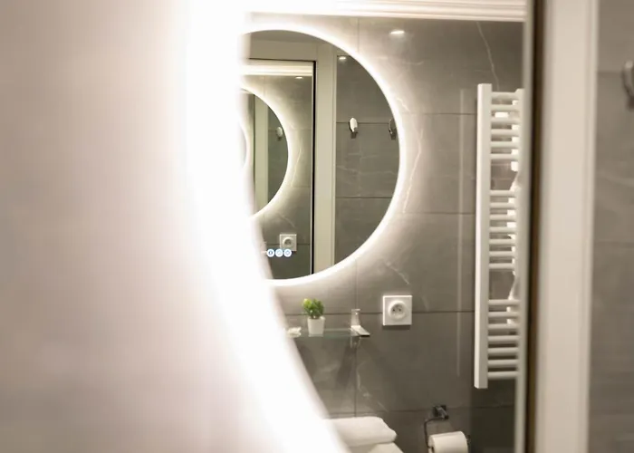 Clara - Modern Loft Sorbonne Notre-dame Historic 3*