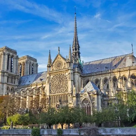 Clara - Modern Loft Sorbonne Notre-dame Historic Parijs
