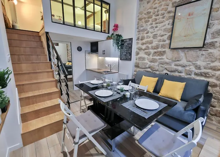 Clara - Modern Loft Sorbonne Notre-dame Historic 住宿加早餐酒店 3*